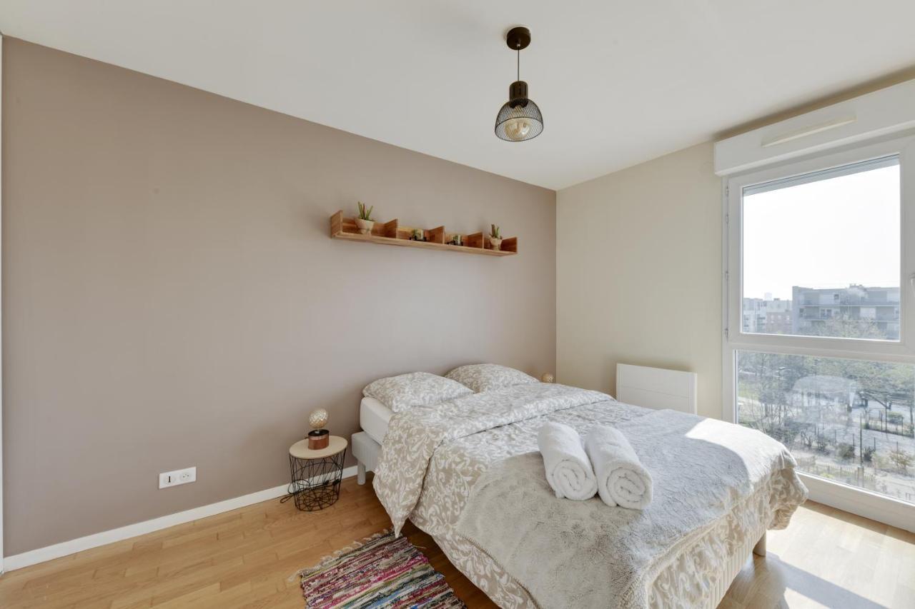 Апартаменты Chic Apart With Great View Of Paris Сен-Дени Экстерьер фото