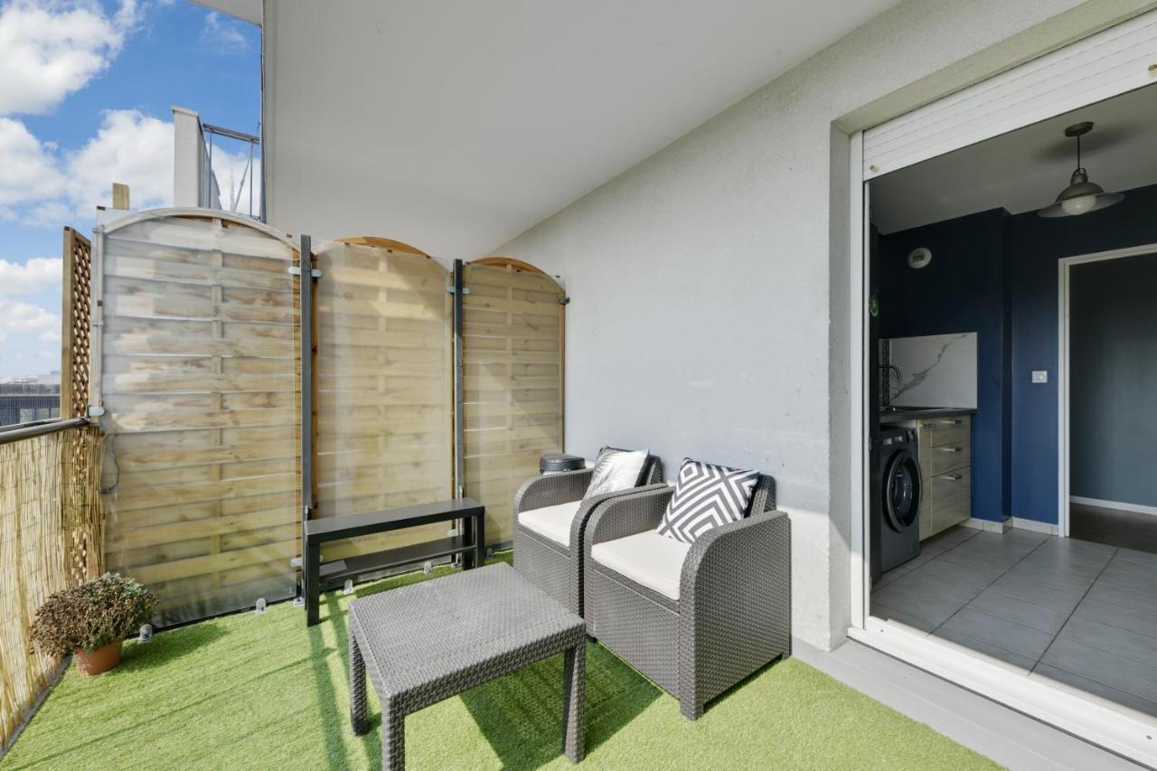 Апартаменты Chic Apart With Great View Of Paris Сен-Дени Экстерьер фото