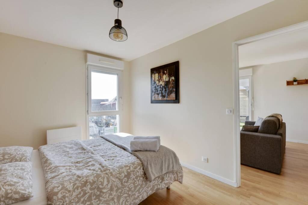 Апартаменты Chic Apart With Great View Of Paris Сен-Дени Экстерьер фото